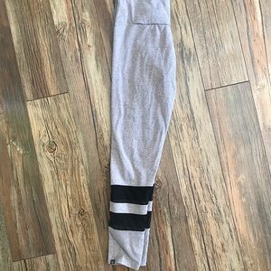 Onzie High Waisted Women’s Gray Midi Leggings